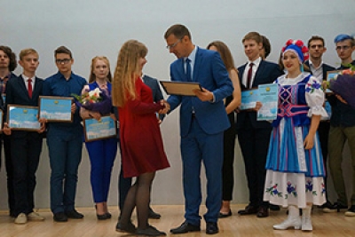 Специальные дипломы Могилевского облисполкома получили 74 победителя заключительного этапа республиканской олимпиады по учебным предметам