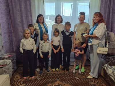Хотимская районная организация общественного объединения «Белорусский союз женщин» приняла участие в акции «Соберем портфель вместе»