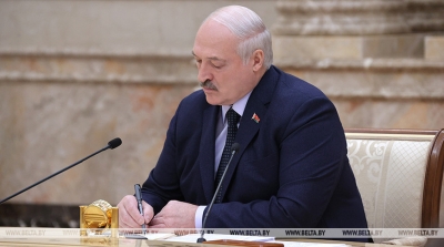 Изменения в системе отработки по распределению после вузов обсудили на совещании у Лукашенко