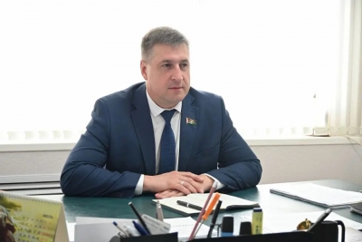 Депутат Палаты представителей Национального собрания Республики Беларусь Сергей Давыдов провел личный прием граждан в Хотимске