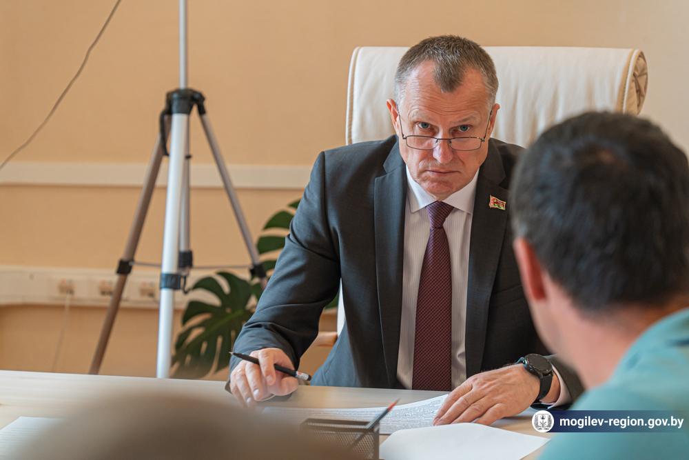 anatoliy-isachenko-provel-lichnyy-priem-grazhdan_0