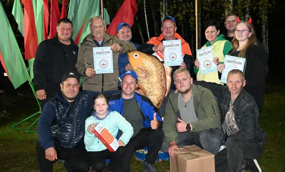 smotrite-kak-v-khotimske-proshel-pervyy-den-tretego-regionalnogo-rybolovnogo-festivalya-zalaty-karas_53