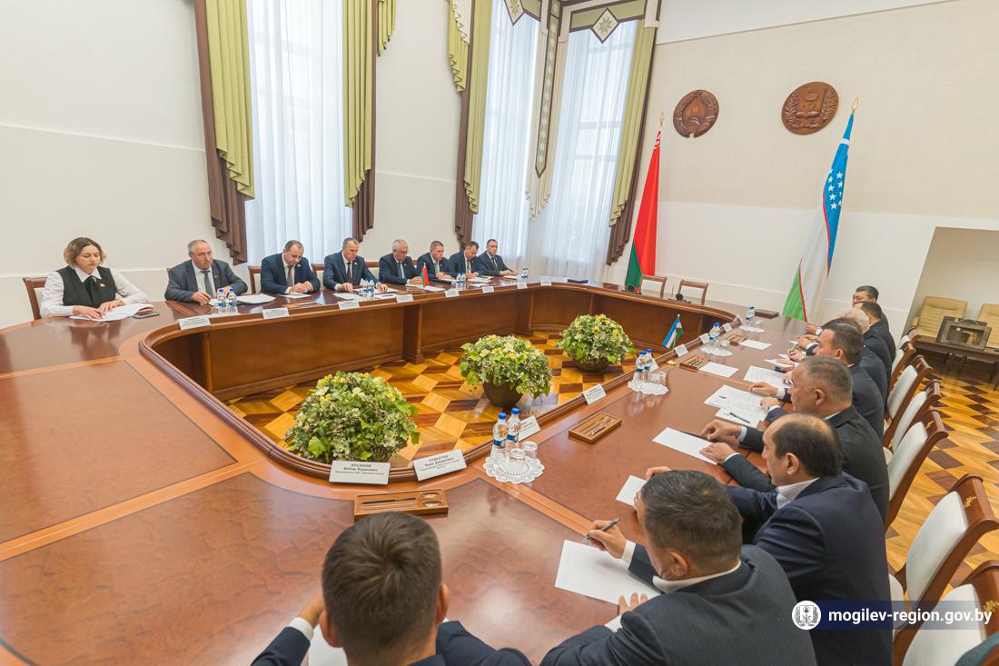 vstrecha-s-delegatsiey-surkhandarinskoy-oblasti-respubliki-uzbekistan_3