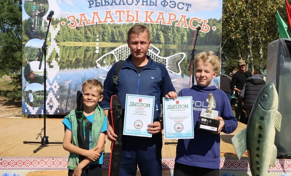yarkie-kadry-vtorogo-dnya-tretego-regionalnogo-rybolovnogo-festivalya-zalaty-karas-v-khotimske-foto-_57