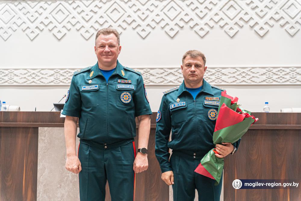 predstavlenie-rukovoditeley-mogilevskogo-oblastnogo-upravleniya-mchs-rb_13