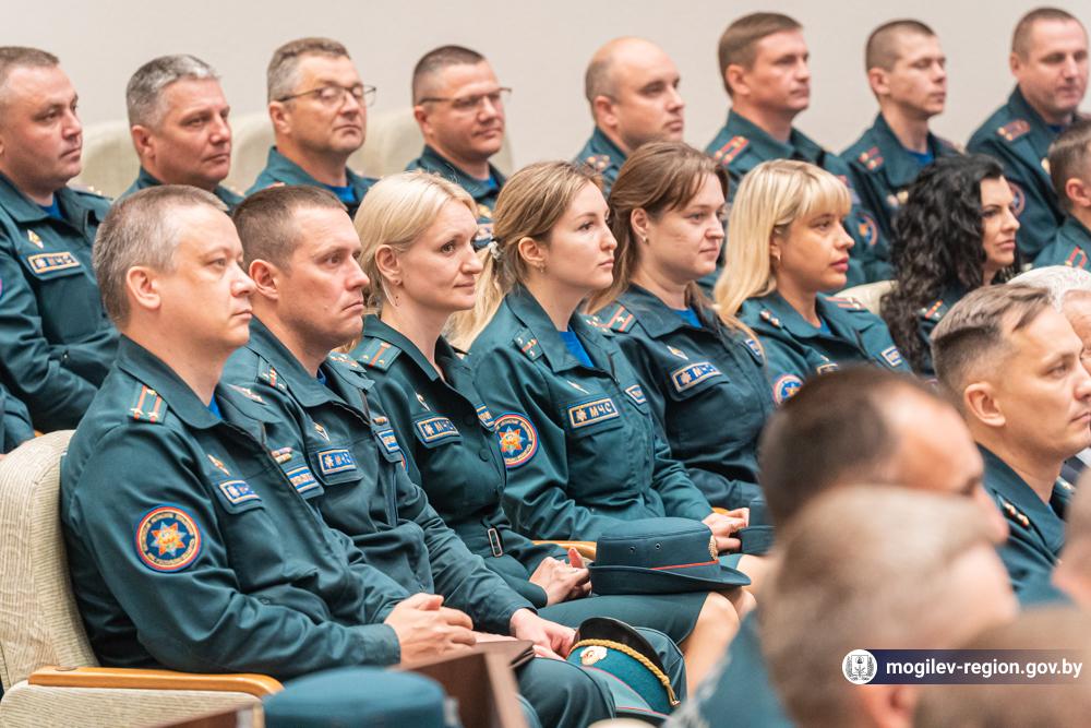 predstavlenie-rukovoditeley-mogilevskogo-oblastnogo-upravleniya-mchs-rb_0