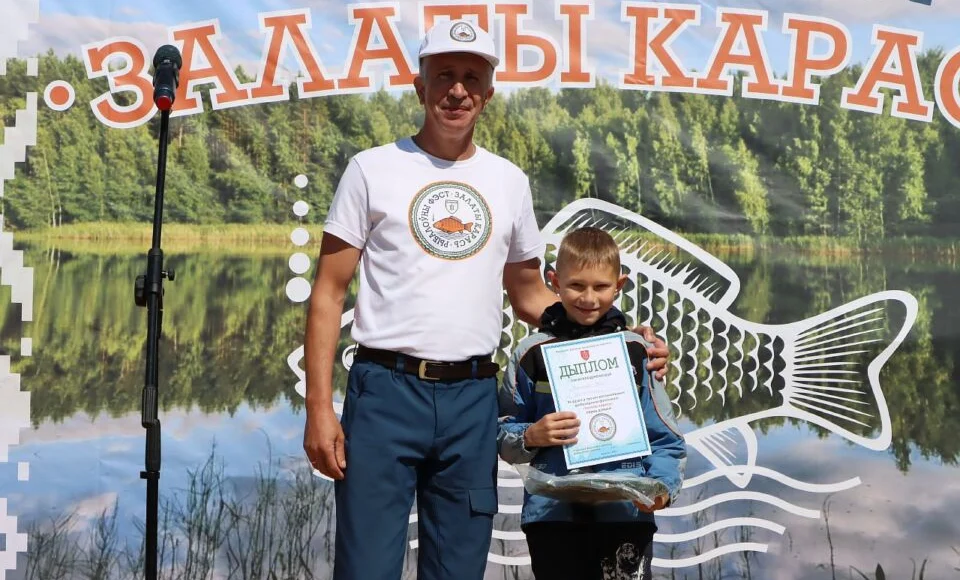 yarkie-kadry-vtorogo-dnya-tretego-regionalnogo-rybolovnogo-festivalya-zalaty-karas-v-khotimske-foto-_41