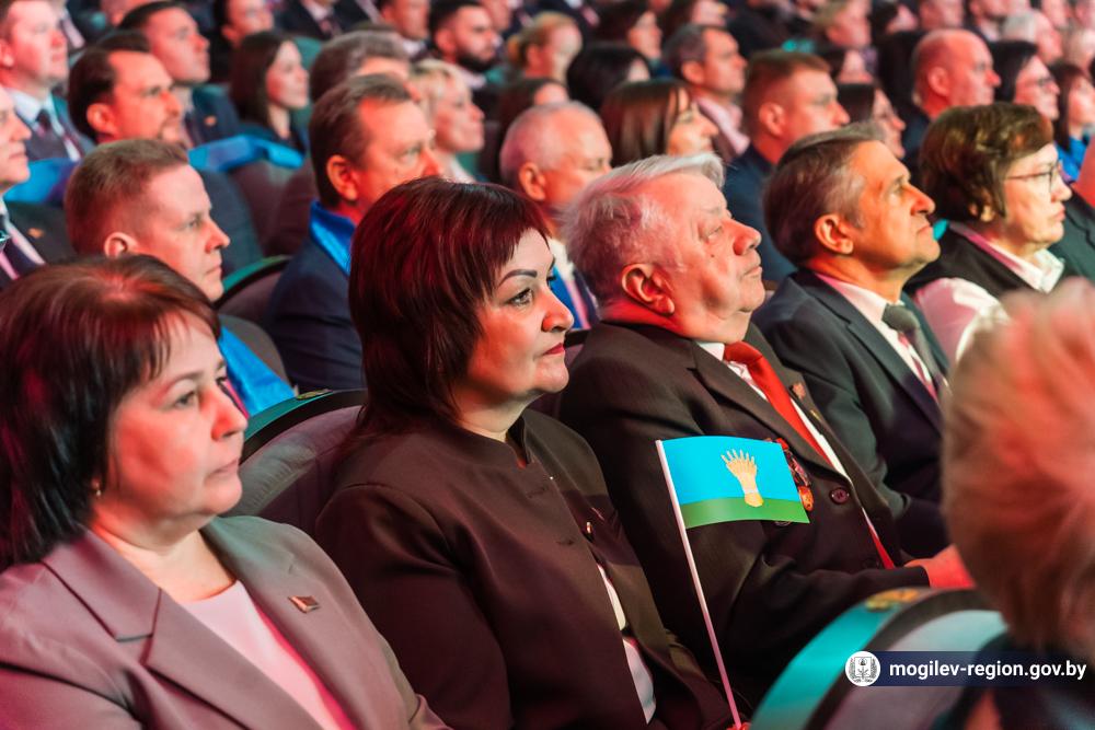 torzhestvennoe-meropriyatie-posvyashchennoe-podvedeniyu-itogov-raboty-mogilevskoy-oblasti_38