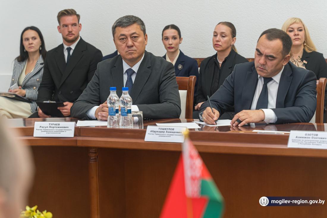vstrecha-s-delegatsiey-surkhandarinskoy-oblasti-respubliki-uzbekistan_8