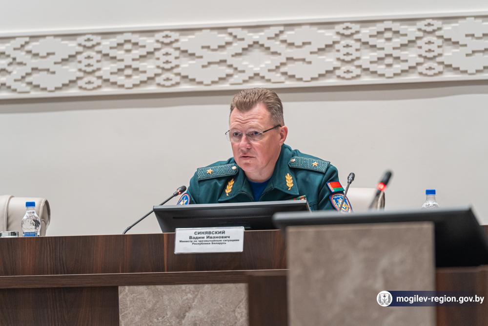 predstavlenie-rukovoditeley-mogilevskogo-oblastnogo-upravleniya-mchs-rb_6