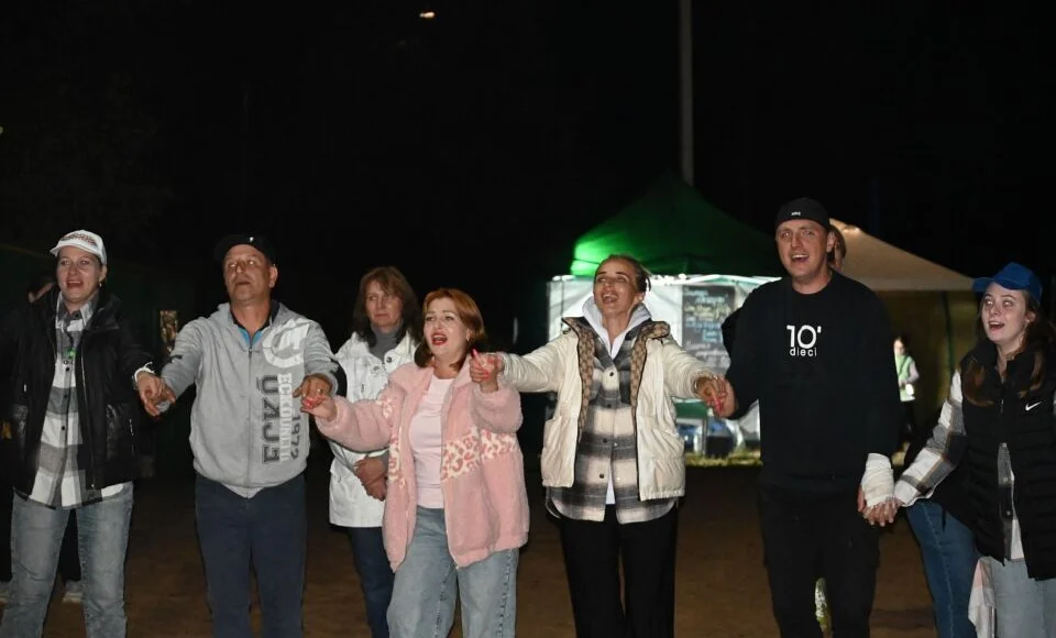 smotrite-kak-v-khotimske-proshel-pervyy-den-tretego-regionalnogo-rybolovnogo-festivalya-zalaty-karas_32