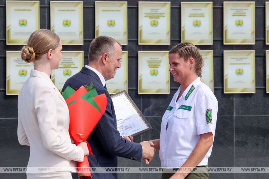 blagopoluchie-skladyvaetsya-iz-trudovykh-dostizheniy-kazhdogo-iz-nas-obnovlennuyu-oblastnuyu-dosku-p_1