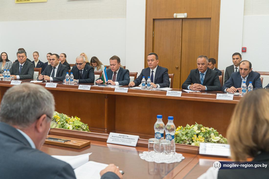 vstrecha-s-delegatsiey-surkhandarinskoy-oblasti-respubliki-uzbekistan_4