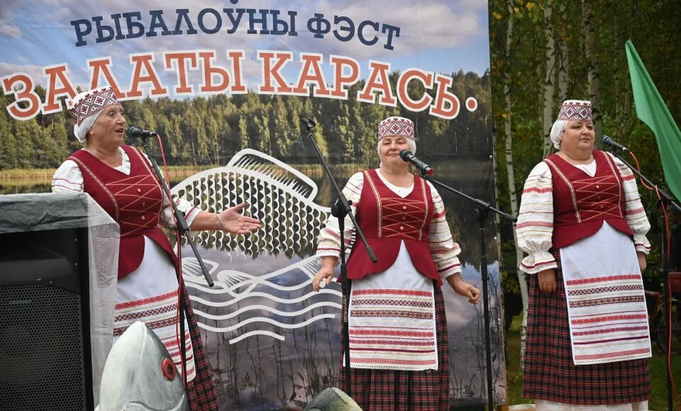 smotrite-kak-v-khotimske-proshel-pervyy-den-tretego-regionalnogo-rybolovnogo-festivalya-zalaty-karas_19