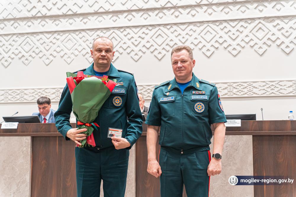 predstavlenie-rukovoditeley-mogilevskogo-oblastnogo-upravleniya-mchs-rb_14